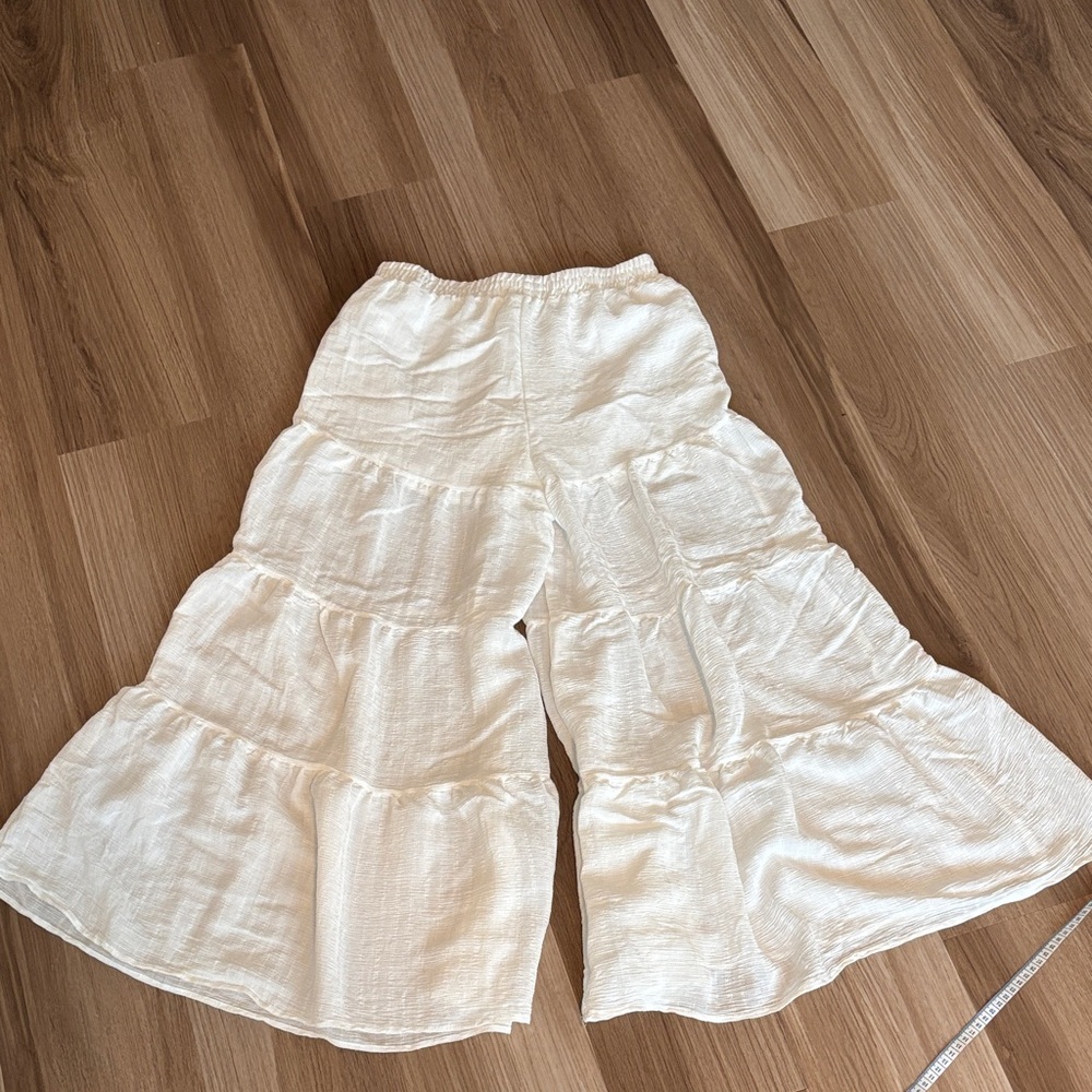 Women's White Tiered Wide-Leg Linen Pants